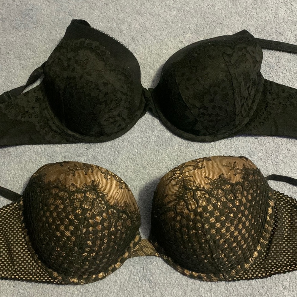 2 Victorias Secret Bras Size 38D